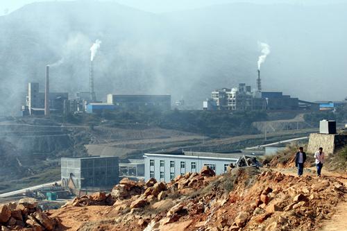 中國生態(tài)40年巨變：從環(huán)保人覺醒到執(zhí)政硬任務